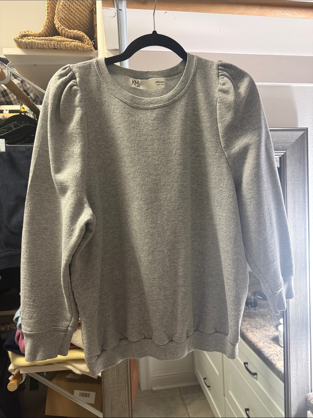 KMJ Gray Puff-Sleeve Sweatshirt - Women's Casual Pullover